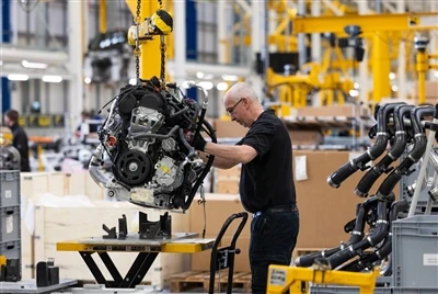 UK Bersedia Melabur £2 Billion dalam Industri Automotif Untuk Menyokong Pemba...