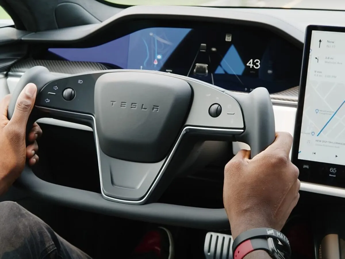 Pengubahsuaian Rasmi Menimbulkan Risiko? Tesla Mengimbas Balik 2 Kenderaan Mo...