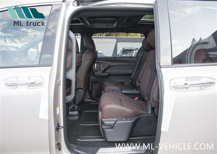 2023 Toyota Sienna 2.5L Hybrid