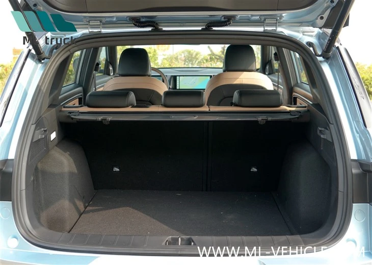 Geely ICON Protagonist SUV