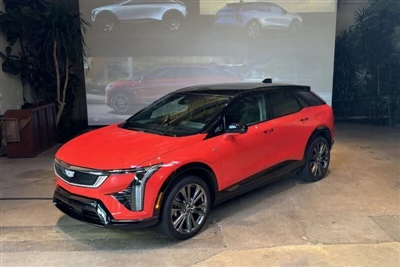 Optiq Kenderaan Elektrik Tahap Kemasukan Baharu Cadillac Berharga $54,000
