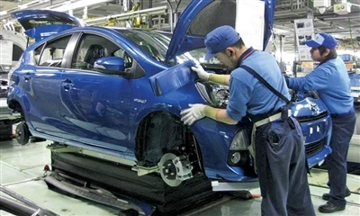 Buat Pertama Kali Dalam Tujuh Tahun: Kesatuan Auto Jepun Menetapkan Sasaran K...