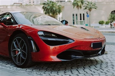 Firma Pelaburan Abu Dhabi Memperoleh McLaren