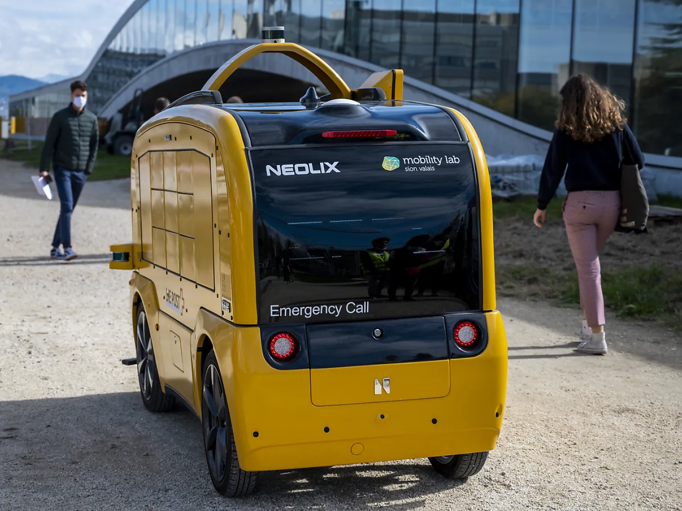 Switzerland Memperkenalkan Peraturan Pemanduan Autonomi